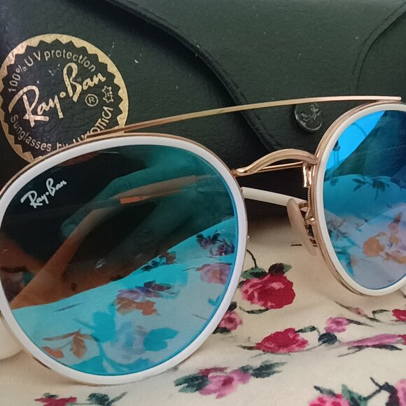Ray-Bans - Picture 3 of 13